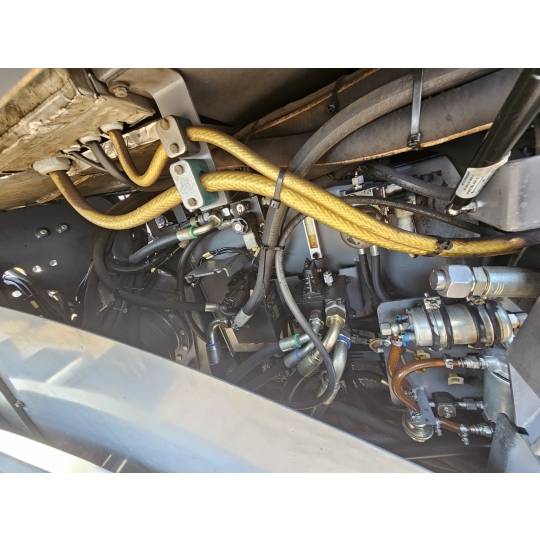 XE THẢM NHỰA ĐƯỜNG VOGELE SUPER 1900-3